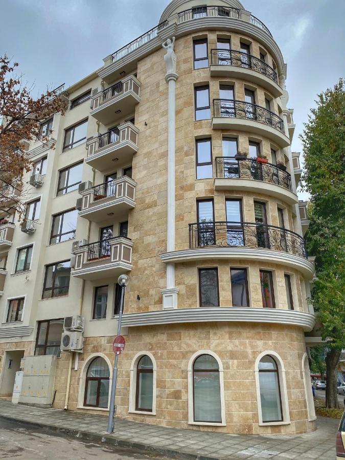 Stylish Urban Apart New 2021 Close To The Beach Варна Экстерьер фото